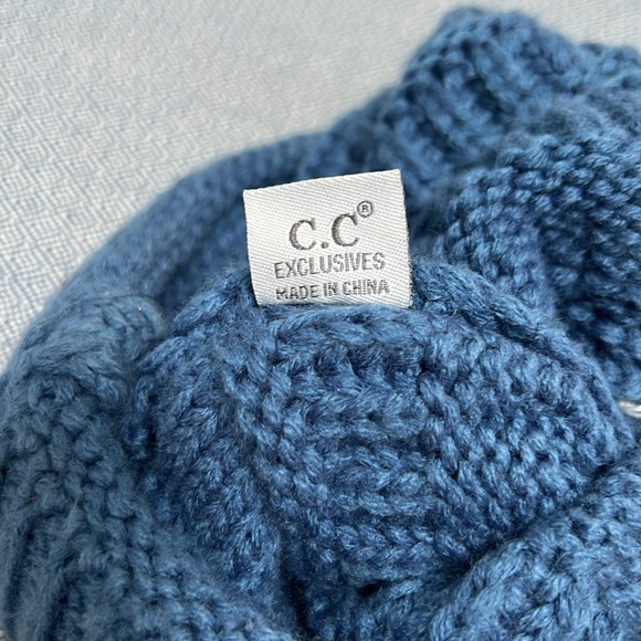 NWOT CC Knit Winter Hat - Picture 3 of 4